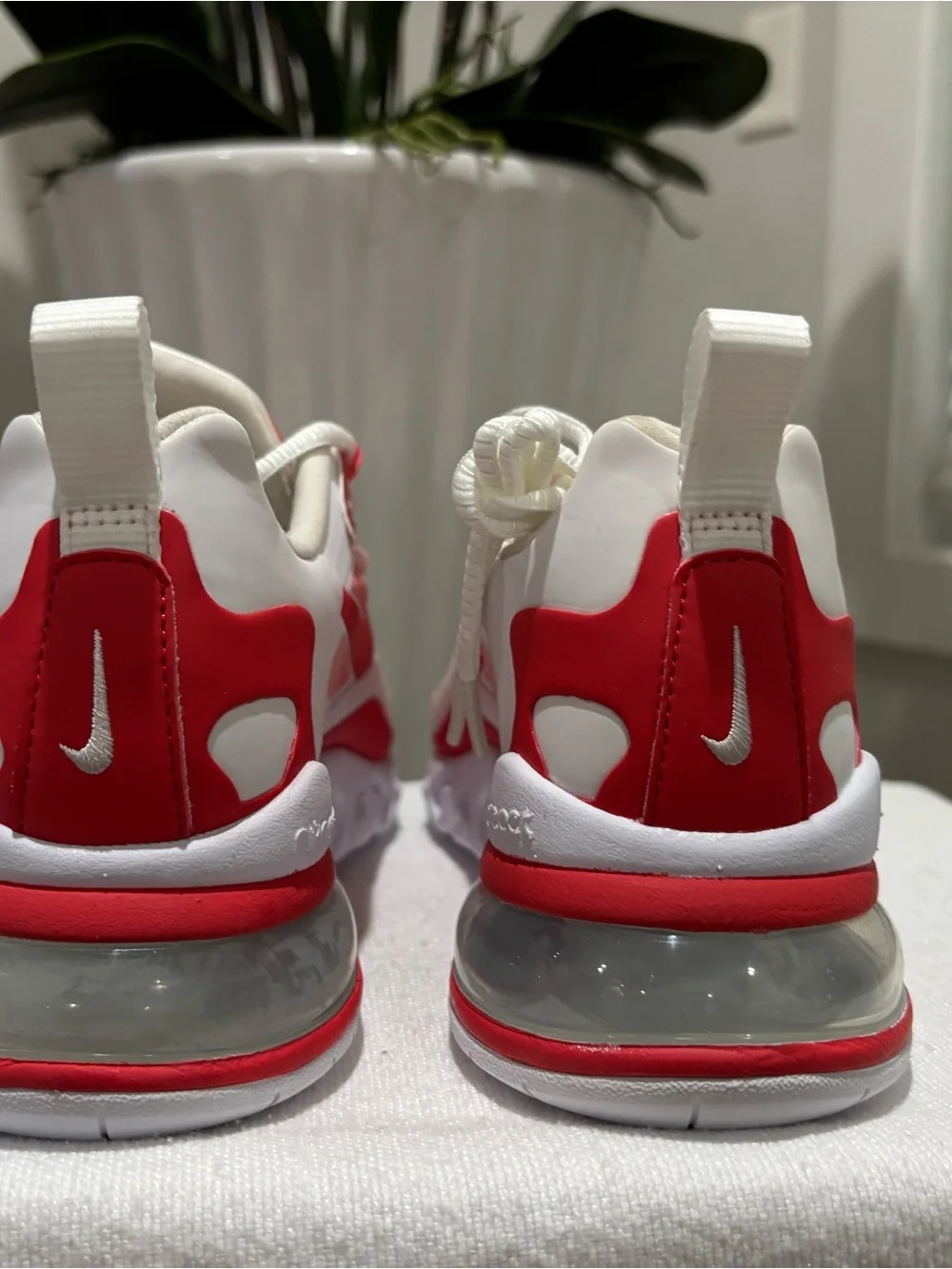 Nike Women’s Nike Air Max 270 React SE “Bubble Wrap” sneaker
